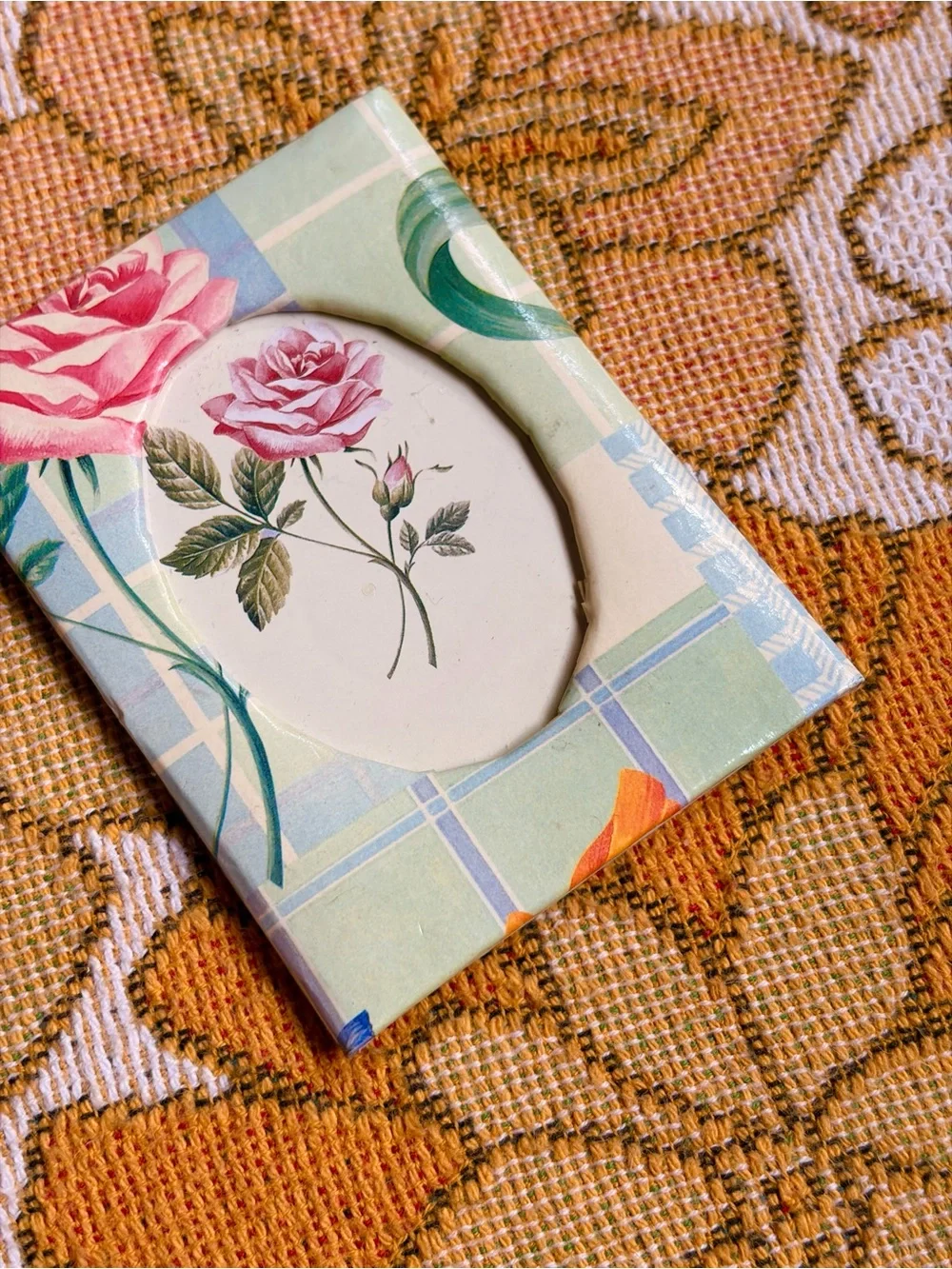🎀🌹✨ Vintage 90s Pastel Plaid Floral Mini Frame ✨🌹🎀